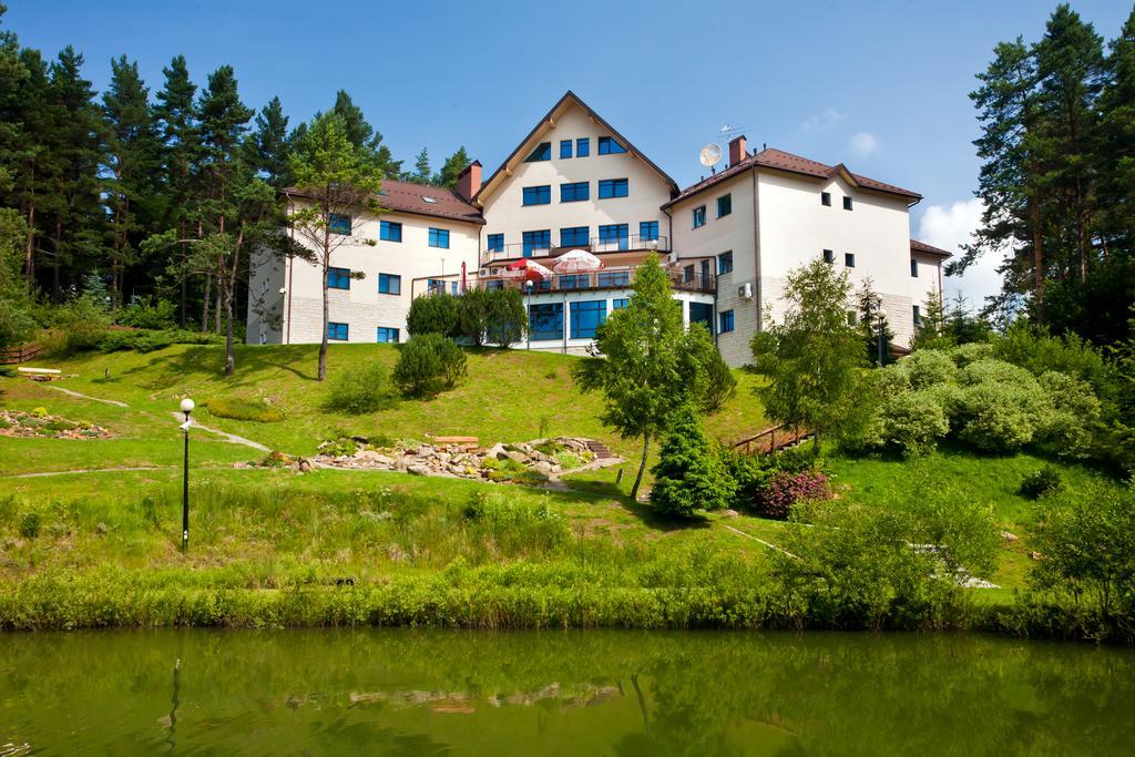 Hotel Perla Bieszczadow Geovita ชาร์ดนา ภายนอก รูปภาพ