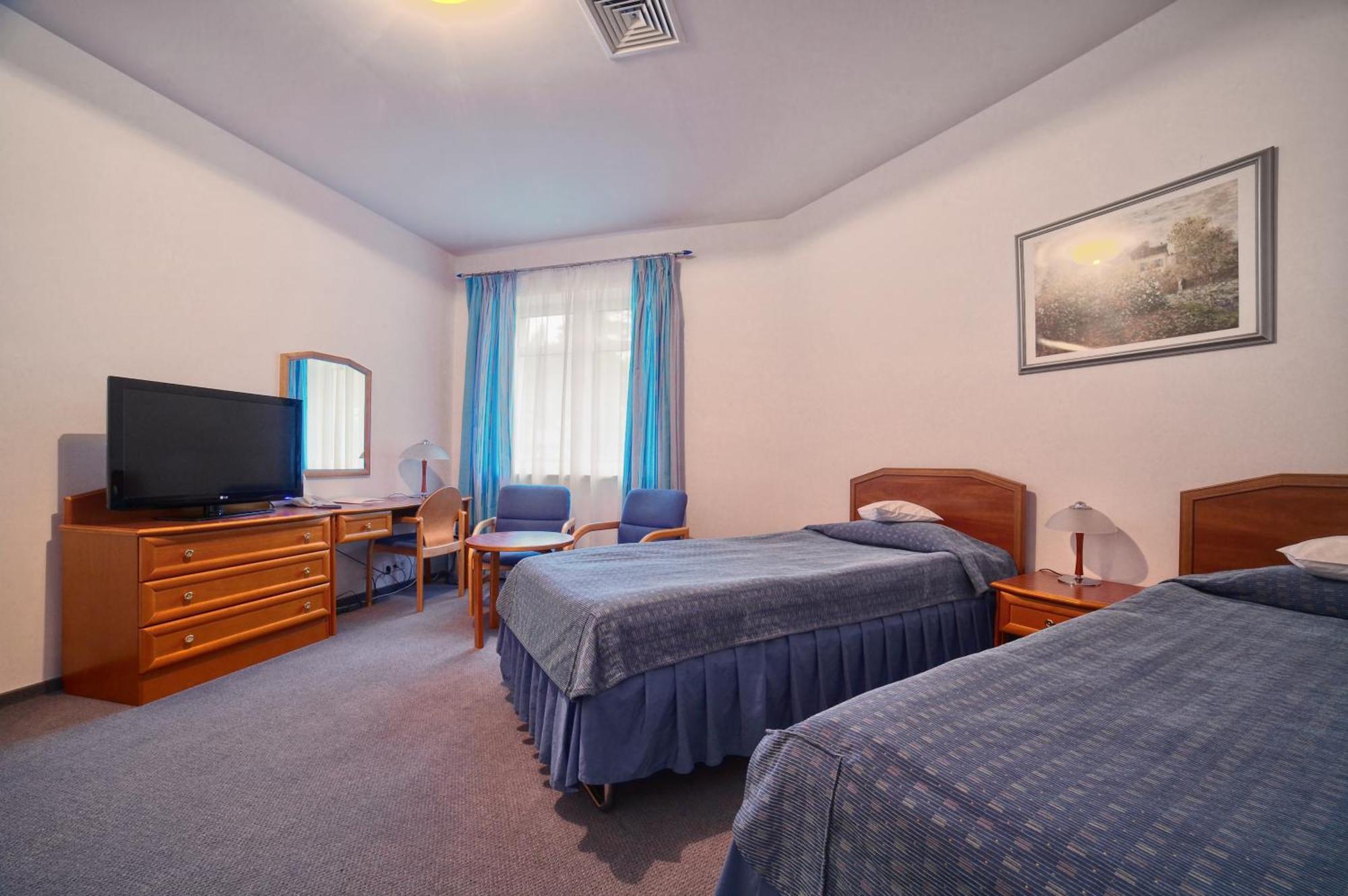 Hotel Perla Bieszczadow Geovita ชาร์ดนา ภายนอก รูปภาพ